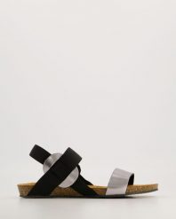 SANDAŁY DAMSKIE 665-F19 ACCI-NER. Sandały Venezia, bez wzorów, ze skóry, bez obcasa, bez zapięcia. Za 189.00 zł.