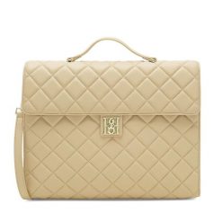 Torebka Badura. Brązowe torebki klasyczne Badura, bez wzorów, klasyczne, bez dodatków. Za 249.99 zł.