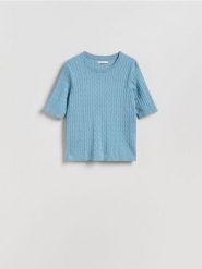 Sweter z ozdobnym splotem - jasnoturkusowy. Niebieskie swetry Reserved, l, bez wzorów, z dzianiny, klasyczne, bez ramiączek. Za 79.99 zł.