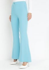 Niebieskie Spodnie Dzwony w Paski Hippiala. Niebieskie jeansy Born2be, bez wzorów, z jeansu, eleganckie. Za 129.99 zł.