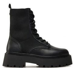 Botki Aldo. Czarne botki Aldo, bez wzorów, bez obcasa, na płaskiej podeszwie, bez zapięcia. Za 359.99 zł.