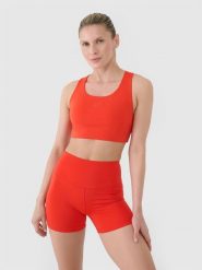 4F Biustonosz treningowy z niskim wsparciem damski - czerwony XS. Czerwone biustonosze sportowe 4f, bez wzorów, z dzianiny, na fitness i siłownię. W wyprzedaży za 39.99 zł.