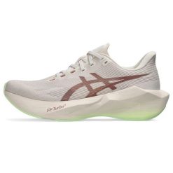 Buty do biegania damskie ASICS Novablast 6. Brązowe buty do biegania ASICS, bez wzorów, z materiału, bez zapięcia, do biegania. Za 639.99 zł.
