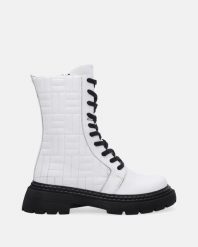 BIAŁE WORKERY Z PRZESZYCIAMI 018901 WHITE. Białe botki Venezia, bez wzorów, ze skóry, bez obcasa, bez zapięcia. Za 349.00 zł.