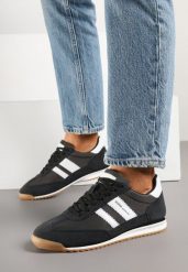 Czarno-Białe Sneakersy Klasyczne Tenisówki ze Skórzaną Wkładką i Zamszem Naturalnym Tilritia. Czarne trampki Born2be, bez wzorów, z jeansu, klasyczne, bez zapięcia. W wyprzedaży za 169.99 zł.