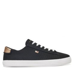 Tenisówki Tommy Hilfiger. Czarne trampki Tommy Hilfiger, bez wzorów, bez zapięcia. Za 269.99 zł.