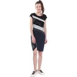 Desigual Kamizelka damska Candela Navy 18WWVKAV 5000 (rozmiar S). Niebieskie spódnice Desigual, s, bez wzorów. W wyprzedaży za 211.00 zł.