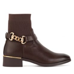 Botki JENNY. Brązowe botki Jenny, bez wzorów, bez obcasa, na płaskiej podeszwie, bez zapięcia. Za 127.99 zł.