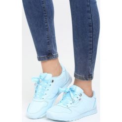 Niebieskie Buty Sportowe Time Off. Buty sportowe lifestyle marki KALENJI. Za 99.99 zł.