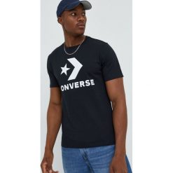 Converse t-shirt bawełniany kolor czarny z nadrukiem. Czarne t-shirty Converse, l, bez wzorów, z bawełny, bez kołnierzyka, bez ramiączek. W wyprzedaży za 94.99 zł.