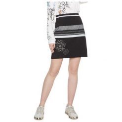 Desigual Damska Spódnica Fal Jana Negro 18Wwfk07 2000 (Rozmiar S). Spódnice marki Desigual. W wyprzedaży za 160.00 zł.