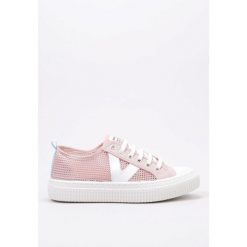 Kapcie VICTORIA 1176102V Rose. Czerwone kapcie VICTORIA, bez wzorów. Za 253.99 zł.