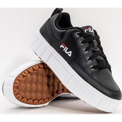 Buty sportowe damskie Fila Sandblast Low WMNS (1011035.25Y). Czarne buty treningowe Fila, z aplikacjami, bez zapięcia, do koszykówki. Za 213.99 zł.
