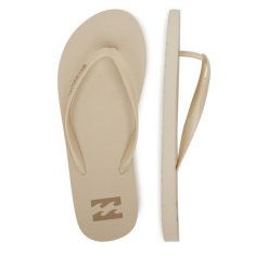 Japonki Palladium. Brązowe japonki Palladium, w ażurowe wzory. Za 269.99 zł.