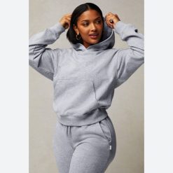 Bluza damska z kapturem Fabletics Year Round Terry. Szare bluzy FABLETICS, na lato, l, bez wzorów, z bawełny, bez ramiączek, z kapturem. Za 330.70 zł.