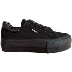 Buty Lee Cooper W LCW-24-31-2180LA czarne. Czarne buty treningowe bez wzorów, z gumy, bez zapięcia. Za 255.37 zł.