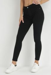 Czarne Jeansy Skinny z Regularnym Stanem Ingas. Czarne jeansy Born2be, s, bez wzorów, z jeansu, krótkie. W wyprzedaży za 67.99 zł.