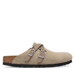 Klapki Birkenstock. Brązowe klapki Birkenstock, bez wzorów, bez obcasa, bez zapięcia. Za 749.99 zł.