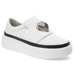 Białe Sneakersy Artiker Stylowe Wsuwane Obuwie Damskie. Białe buty sportowe lifestyle Artiker, na wiosnę, z aplikacjami, z gumy, bez zapięcia. Za 199.00 zł.
