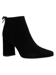 Wojas Skórzane botki w kolorze czarnym rozmiar: 40. Czarne botki Wojas, bez wzorów, ze skóry, eleganckie, bez obcasa, bez zapięcia. Za 390.45 zł.