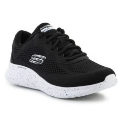Buty Skechers Skech-Lite 149990-BKW czarne. Czarne buty treningowe bez wzorów, z materiału, bez zapięcia. Za 435.61 zł.