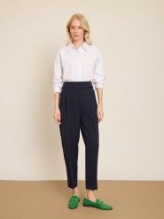 BGN Spodnie w kolorze granatowym rozmiar: 38. Niebieskie spodnie materiałowe BGN, bez wzorów, z materiału. Za 121.99 zł.