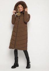Brązowa Długa Kurtka z Pikowanymi Przeszyciami i Kapturem z Futerkiem Galella. Brązowe kurtki Born2be, l, bez wzorów, z dzianiny, eleganckie. Za 299.99 zł.