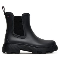 Kalosze Tommy Hilfiger. Czarne kalosze Tommy Hilfiger, bez wzorów, bez zapięcia. Za 299.99 zł.
