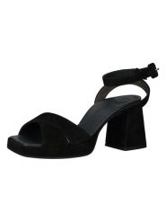 Paul Green Skórzane sandały w kolorze czarnym rozmiar: 37,5. Czarne sandały Paul Green, bez wzorów, z otwartym noskiem, bez obcasa, na koturnie, bez zapięcia. Za 200.60 zł.