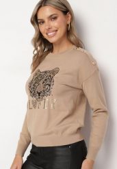 Beżowy Sweter z Wiskozą Ozdobiony Napisem i Naszywką z Cyrkoniami Liliran. Brązowe swetry Born2be, z aplikacjami, z jeansu, eleganckie, bez ramiączek. W wyprzedaży za 118.99 zł.