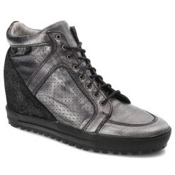 Srebrne Sneakersy Simen Skórzane Buty Na Koturnie. Czarne buty treningowe Simen, na wiosnę, z aplikacjami, ze skóry, bez zapięcia. Za 219.00 zł.
