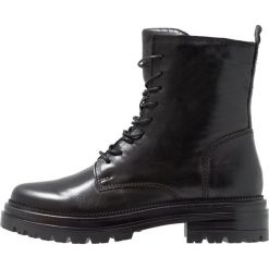 MJUS Botki sznurowane nero. Botki marki MJUS. Za 589.00 zł.