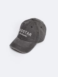 Czapka unisex z daszkiem jeansowa z efektem postarzania czarna Densi 906. Czarne czapki z daszkiem BIG STAR, bez wzorów, z denimu, eleganckie. W wyprzedaży za 79.99 zł.