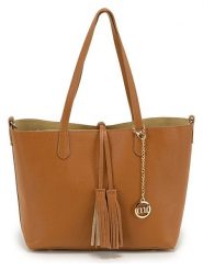 Mia Tomazzi Shopper bag "Zanardelli" w kolorze jasnobrązowym rozmiar: onesize. Brązowe shopper bag Mia Tomazzi, z aplikacjami, na ramię, bez dodatków. Za 304.99 zł.