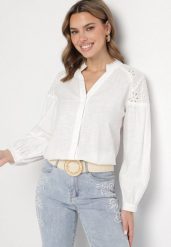 Biała Bawełniana Koszula z Ozdobną Koronką Erivendra. Białe koszule Born2be, l, bez wzorów, z bawełny, eleganckie, bez kołnierzyka, bez ramiączek. Za 129.99 zł.