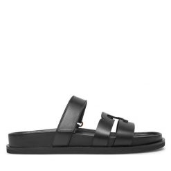 Klapki Tory Burch. Czarne klapki Tory Burch, bez wzorów, sportowe, bez obcasa, bez zapięcia. Za 1,569.00 zł.