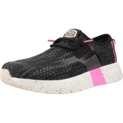 Kapcie HEY DUDE SIROCCO Czarny. Czarne kapcie Hey dude, bez wzorów, z materiału. Za 229.00 zł.