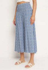 Niebieskie Bawełniane Spodnie Kuloty z Wysokim Stanem i Wzorem w Kwiaty Ondinne. Niebieskie jeansy Born2be, bez wzorów, z bawełny, eleganckie, z podwyższonym stanem. Za 79.99 zł.
