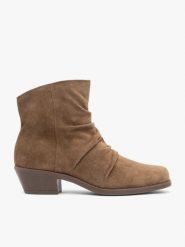 Ciemnobeżowe marszczone botki kowbojki. Brązowe botki Ryłko, bez wzorów, ze skóry, eleganckie, bez obcasa, na słupku, bez zapięcia. Za 529.99 zł.