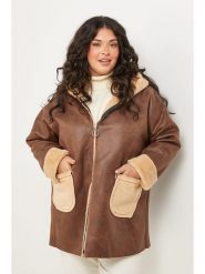 Curvy Lady Kurtka przejściowa w kolorze brązowym rozmiar: 48/50. Brązowe kurtki Curvy Lady, bez wzorów, klasyczne, bez kaptura. Za 209.33 zł.