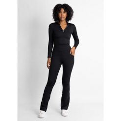 Damskie legginsy golfowe Ventura – Wysoki stan, modelujące, oddychające. Czarne legginsy FLAIRWAY GOLF, bez wzorów, z tkaniny, sportowe. Za 255.00 zł.