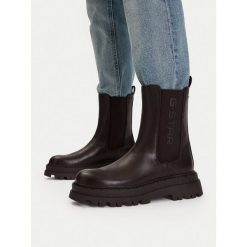 Sztyblety G-Star. Brązowe botki G-Star, bez wzorów, retro, bez obcasa, na płaskiej podeszwie, bez zapięcia. Za 269.99 zł.