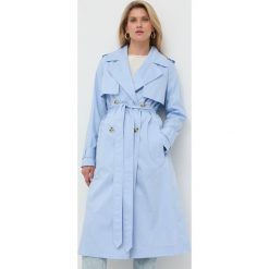 BOSS trencz 50472139 damski przejściowy. Niebieskie płaszcze Boss, bez wzorów, klasyczne, bez kaptura. Za 1,489.90 zł.