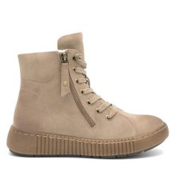 Botki Go Soft. Brązowe botki GO SOFT, bez wzorów, bez obcasa, na płaskiej podeszwie, bez zapięcia. Za 135.99 zł.