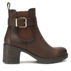 Botki Clara Barson. Brązowe botki Clara Barson, bez wzorów, bez obcasa, na słupku, bez zapięcia. Za 127.99 zł.