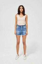 Szorty jeansowe high waist niebieskie. Niebieskie szorty MOODO, bez wzorów, z bawełny. W wyprzedaży za 29.99 zł.