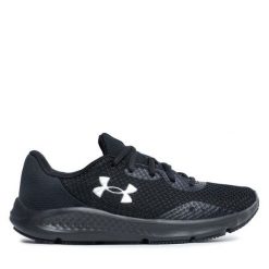 Buty do biegania Under Armour. Czarne buty do biegania Under Armour, bez wzorów, bez zapięcia, do biegania. Za 199.99 zł.