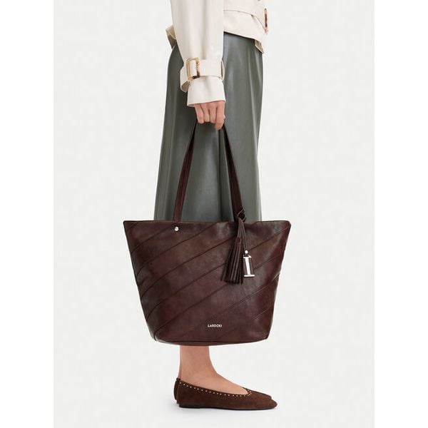 Torebka Lasocki. Brązowe shopper bag Lasocki, bez wzorów, bez dodatków. Za 189.99 zł.