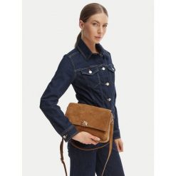 Torebka Tory Burch. Brązowe torebki klasyczne Tory Burch, bez wzorów, klasyczne, bez dodatków. Za 2,639.00 zł.