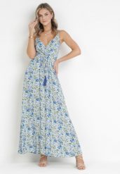 Niebieska Sukienka Argaea. Niebieskie sukienki Born2be, m, w ażurowe wzory, z wiskozy, bez kołnierzyka, bez ramiączek, maxi, kopertowe. Za 139.99 zł.